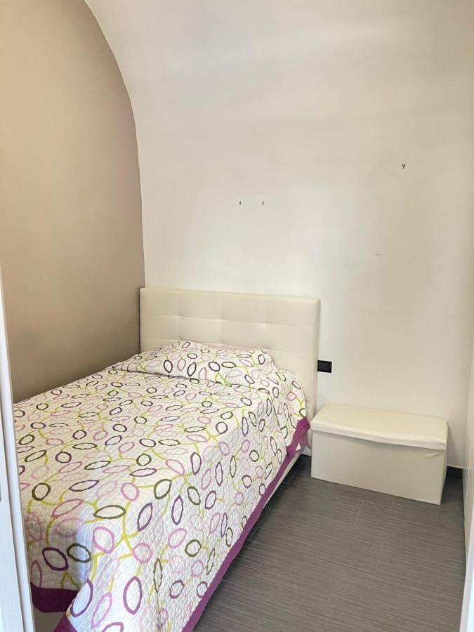 Plebiscito Home Наполи Екстериор снимка