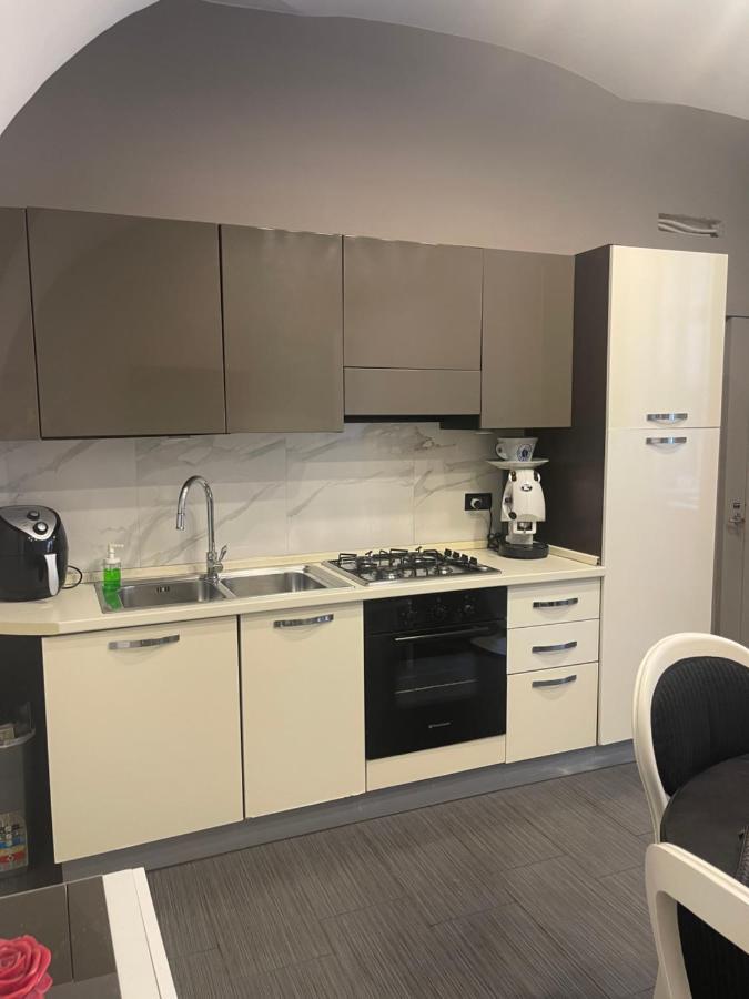 Plebiscito Home Наполи Екстериор снимка
