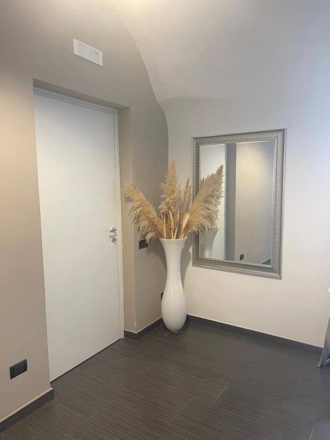 Plebiscito Home Наполи Екстериор снимка