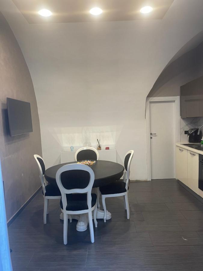Plebiscito Home Наполи Екстериор снимка
